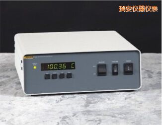 瑞安Rosemount 設(shè)計(jì)恒溫槽的控制器